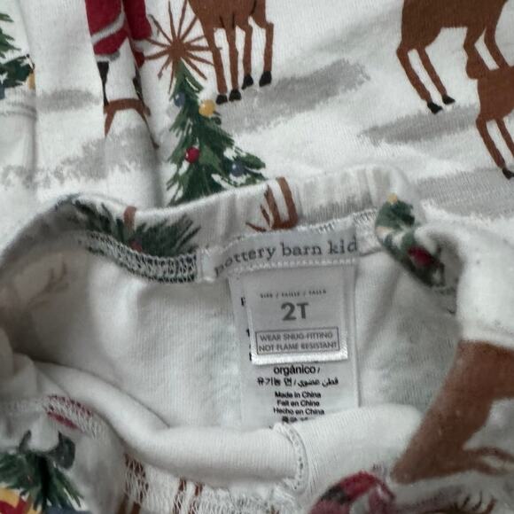Pottery Barn Kids Santa Christmas Pajamas Set - Size 2T - Picture 6 of 6